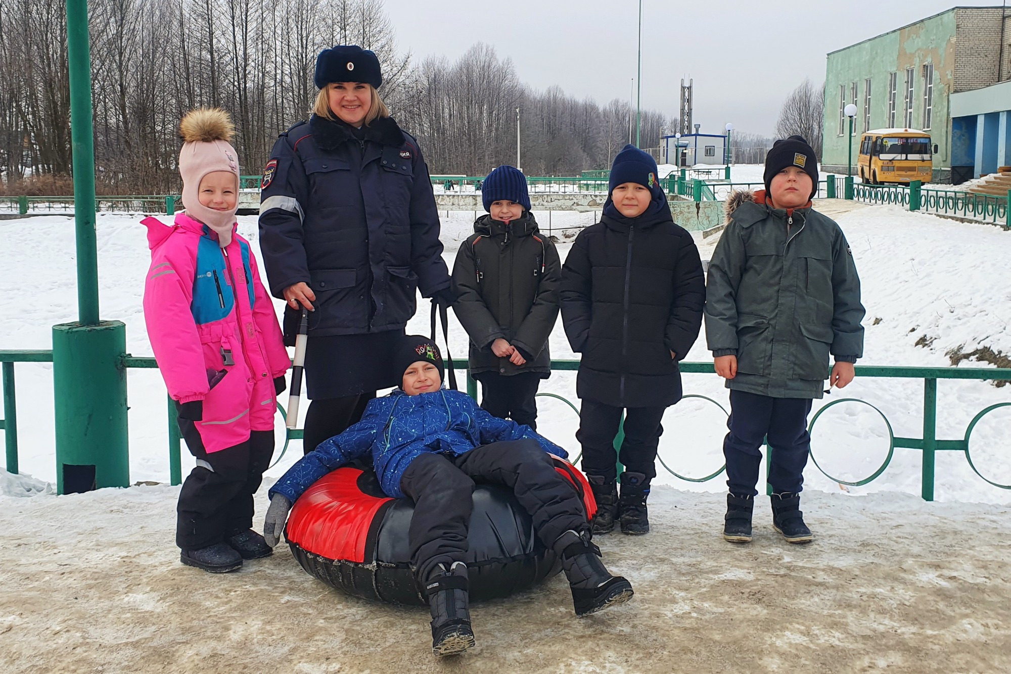 Мотмосским школьникам рассказали, как безопасно вести себя на улице